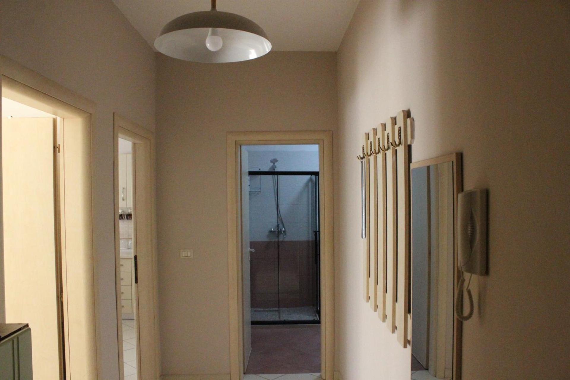 Sunrise Apartment Near The Center Tirana Buitenkant foto